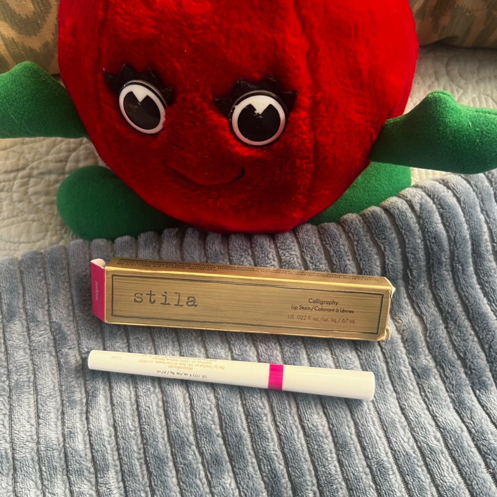 Stila - Picture 4 of 4